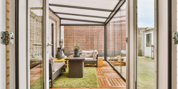 Puertas y Ventanas Insonorizadas de Aluminio / PVC Horta de Sant Joan · Cortinas de Cristal