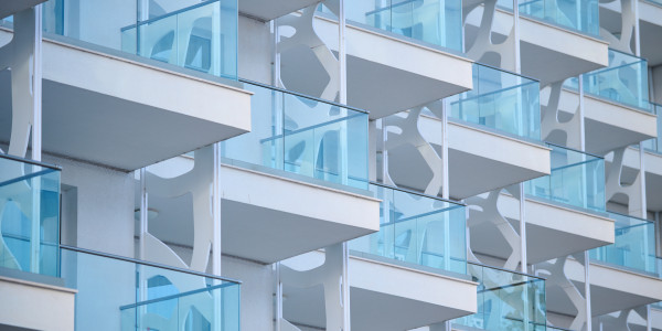 Puertas y Ventanas Seguridad de Aluminio / PVC la Sénia · Balconeras